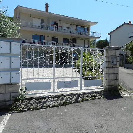 Apartma Chrystel Izola Zewnętrze zdjęcie