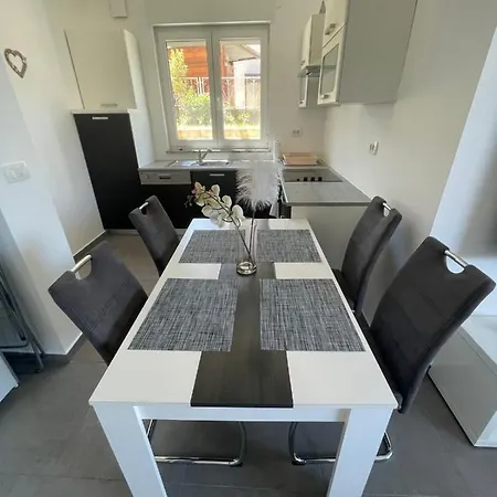 Apartma Chrystel Izola Zewnętrze zdjęcie